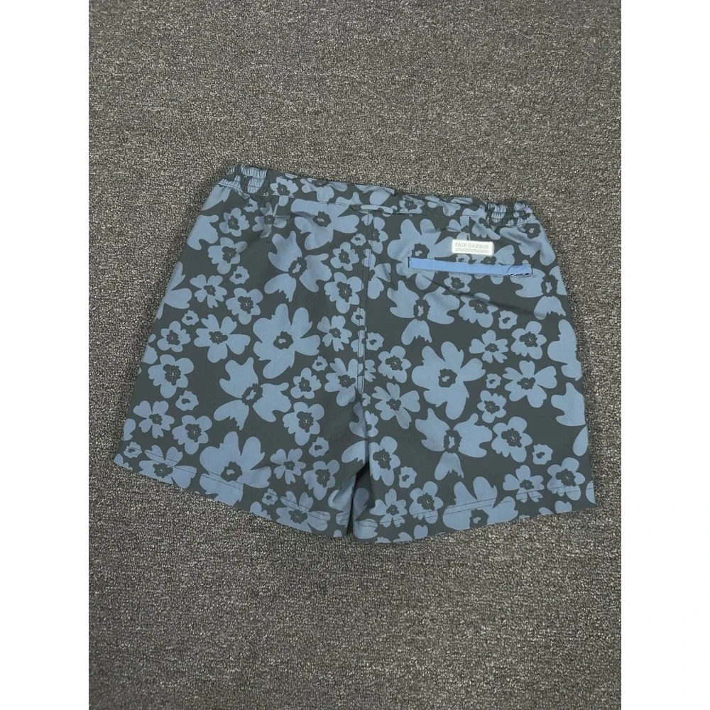 Fair Harbor Shorts Mens 30‎ Blue Sextant Trunks Surfing Beach Floral 6